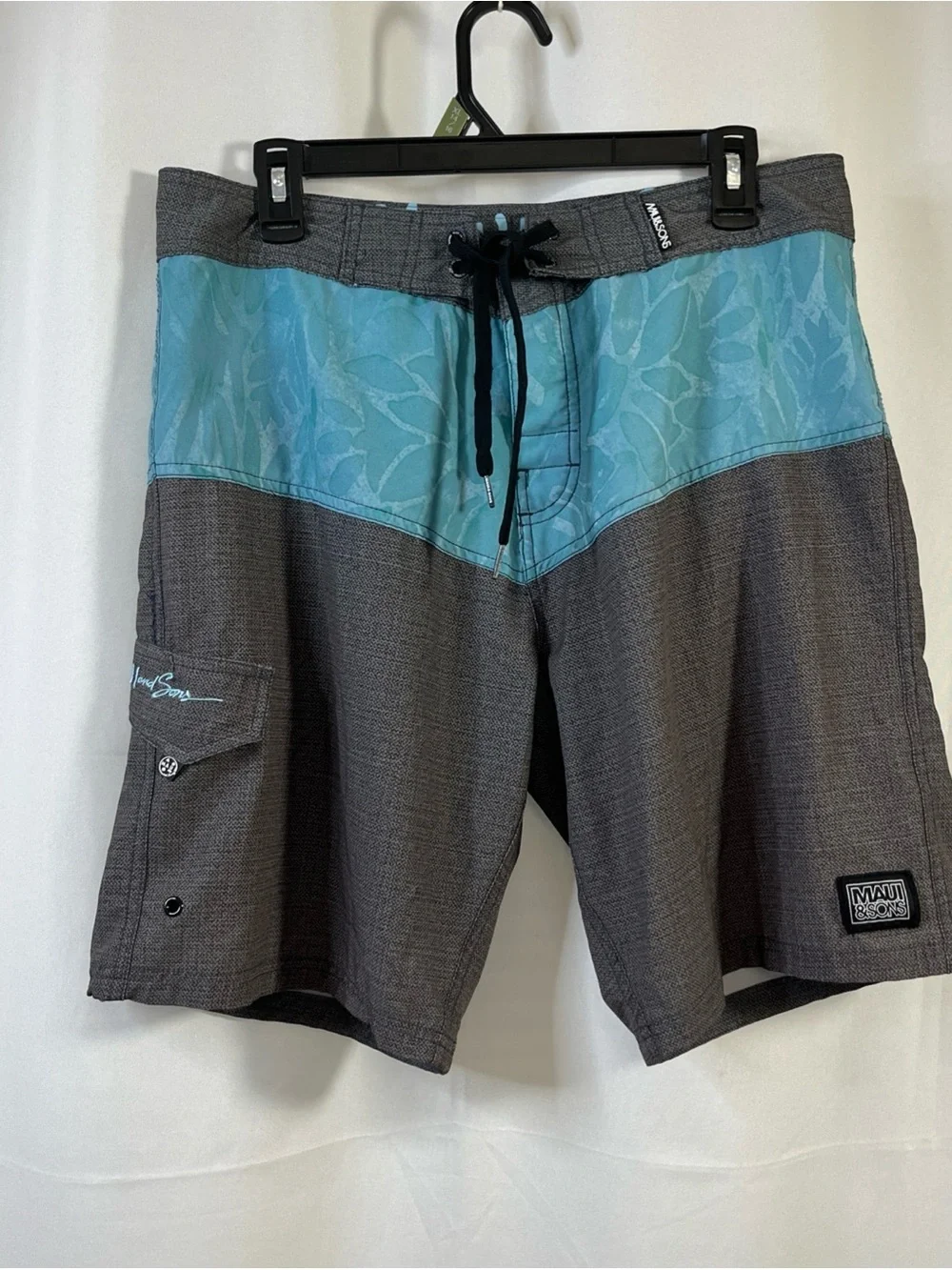 Maui and Sons Colorblock Board Shorts 4 Way Stretch Grey Blue Mens 32